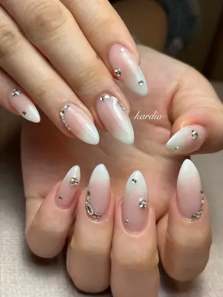 ネイル καρδιά -ｶﾙﾃﾞｨｱ-のネイルデザイン