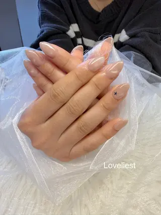 ネイル 須藤 紗彩のネイルデザイン