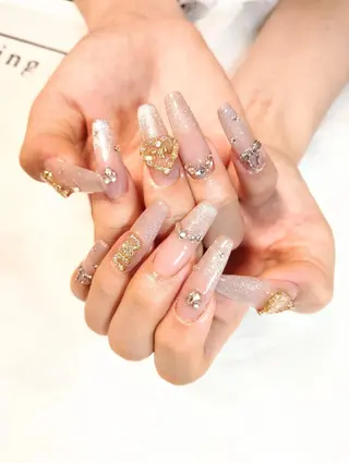 ネイル DI'A ネイルサロンのネイルデザイン
