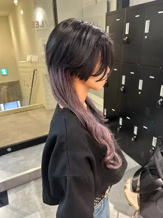 ミディアム カラー ウルフカット レイヤーカット上柿のヘアスタイル
