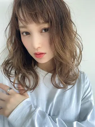 セミロング ルービック 奈良のヘアスタイル