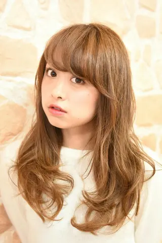 セミロング ロング 海外レイヤー/ 梅田美容室のヘアスタイル