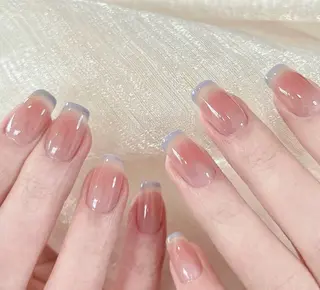 ネイル 高木 維麗絲のネイルデザイン