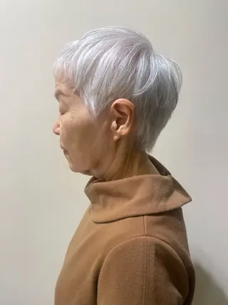 ショート 黒田恵里香ショート カットモデル募集中のヘアスタイル