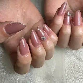 ネイル 里見 麗のネイルデザイン