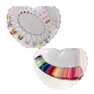 ネイル Nail Suave (シュアーヴ)のネイルデザイン