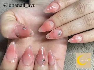 ネイル LUNA NAIL ayuのネイルデザイン