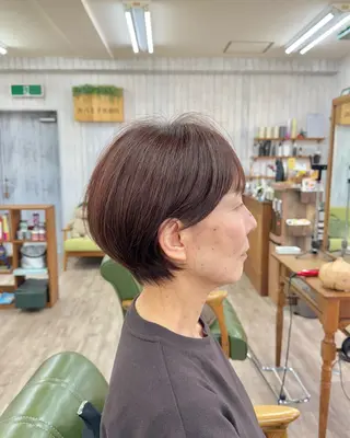 ショート スミ 武則のヘアスタイル
