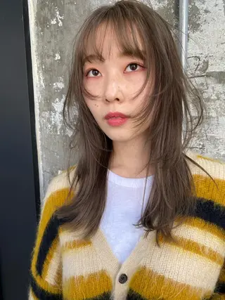 セミロング カラー Pia ツボイ ケイタのヘアスタイル