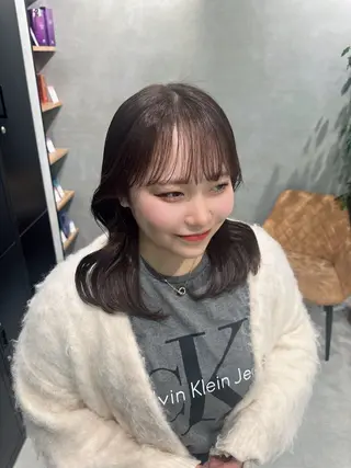 ミディアム カラー 銀座レイヤーカット ×シースルー前髪のヘアスタイル