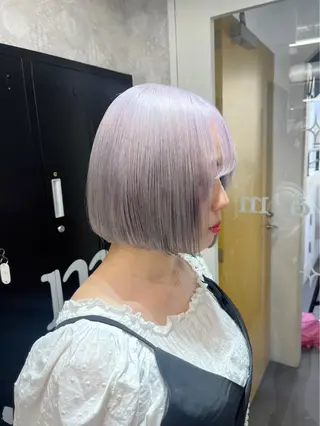 ショート カラー ハイトーン/ゆるふわ 🧚𖥔ׁTOMO♡のヘアスタイル