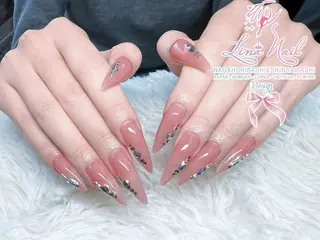 ネイル リナネイル アメ村心斎橋店のネイルデザイン
