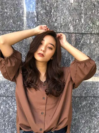 ロング カラー ヘアアレンジ 【似合うが見つかる】 Hanaのヘアスタイル