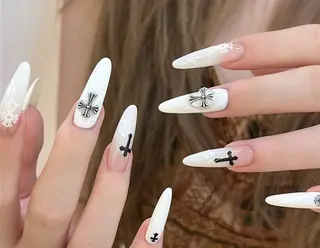 ネイル Pure&Rich Nailのネイルデザイン