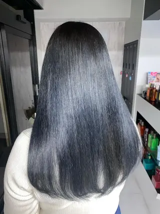 カラー Lapis 莉穂のヘアスタイル