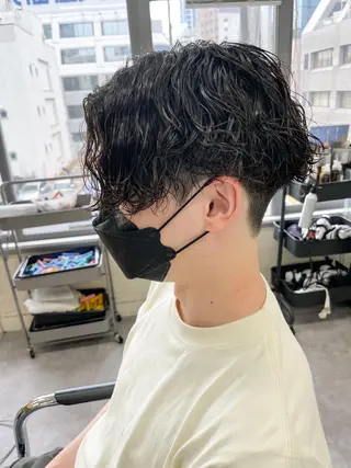 ミディアム パーマ メンズ メンズパーマ メンズ特化ryoのヘアスタイル