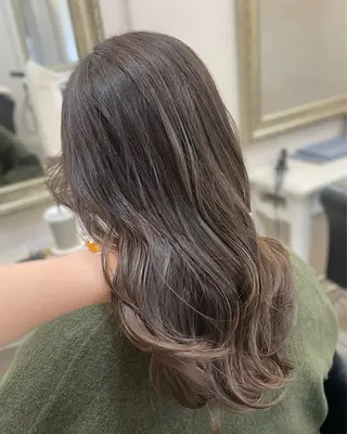 カラー バレイヤージュモデル 募集👒ヨンスクのヘアスタイル