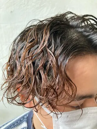 ショート パーマ メンズ 波巻きスパイラルパー マ/シャドウパーマ駿のヘアスタイル
