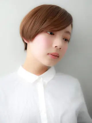 ショート カラー レイヤーカット✂️ 横浜No1♡下鳥翔子のヘアスタイル