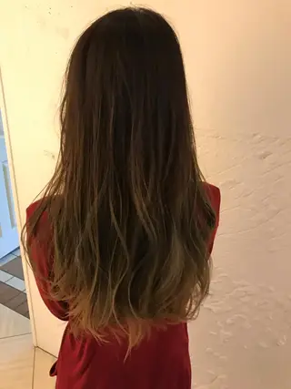 セミロング カラー 【体験】韓国 メイク&ヘア天神のヘアスタイル