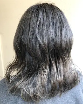 ミディアム カラー くまがい みゆ【edge.】のヘアスタイル