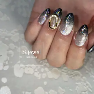 ネイル S. JEWELのネイルデザイン