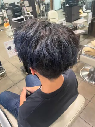 カラー メンズ 澤田 大翔のヘアスタイル