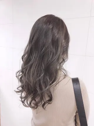 ロング カラー 大山 亮　　【髪質改善】のヘアスタイル