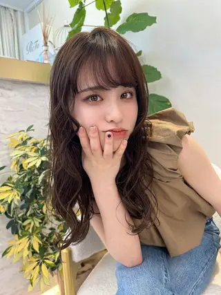 ミディアム カラー 佐合 梨花 / ｅａｕ〈オー〉のヘアスタイル