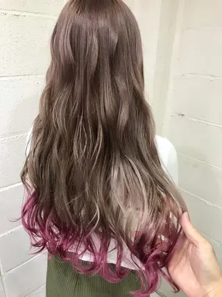 ロング カラー イズ ミのヘアスタイル