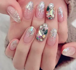 ネイル ISA_ BELLAのネイルデザイン