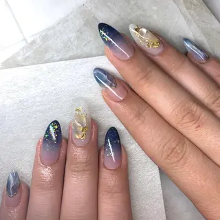 ネイル repos~ルポ~所属・里見 麗のネイルデザイン