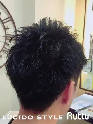 ショート アザマ　ヤスカツ _rosso 川口のヘアスタイル