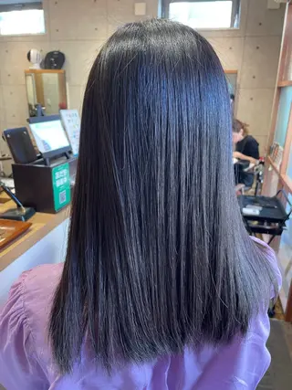 ミディアム 園田 彩音のヘアスタイル