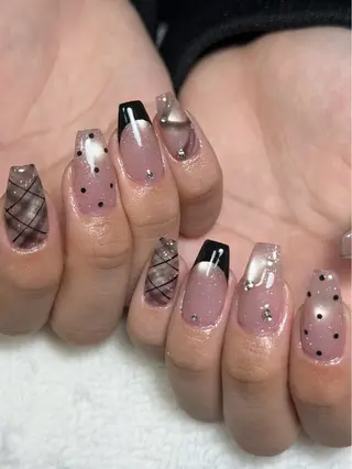 ネイル dimples yuki🎀 ꒷꒦♡のネイルデザイン