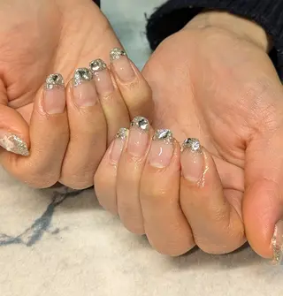 ネイル 三谷 さやかのネイルデザイン