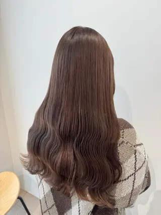 ロング カラー 吉田 美咲のヘアスタイル