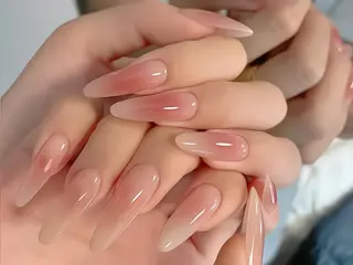 ネイル リ リのネイルデザイン