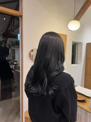 ロング 亀山 友菜のヘアスタイル