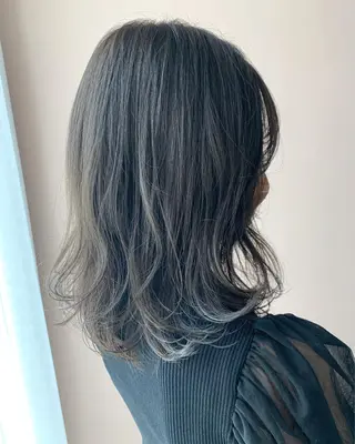 セミロング カラー hub hair レイヤー/透明感のヘアスタイル