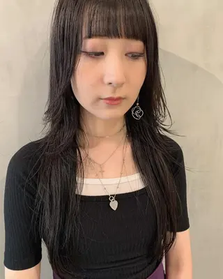 ロング 優作 〜圧倒的信頼〜のヘアスタイル