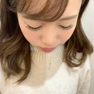 マツエク・マツパ まつげパーマ／眉毛 H e l l aのマツエク・マツパデザイン