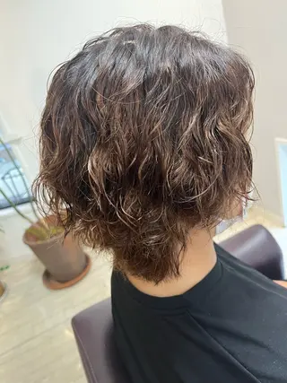 ショート パーマ 奥野 理香子のヘアスタイル