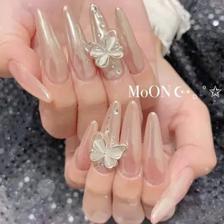 ネイル MoON...❤︎ MeGuのネイルデザイン