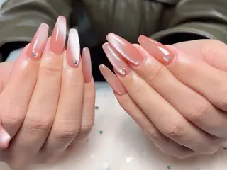 ネイル 西岡 真由美のネイルデザイン