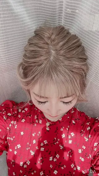 ショート カラー ヘアアレンジ ブリーチカラー特化 U-topia小島のヘアスタイル
