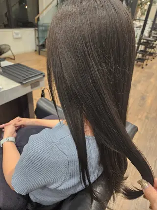ロング カラー 関口 友菜のヘアスタイル