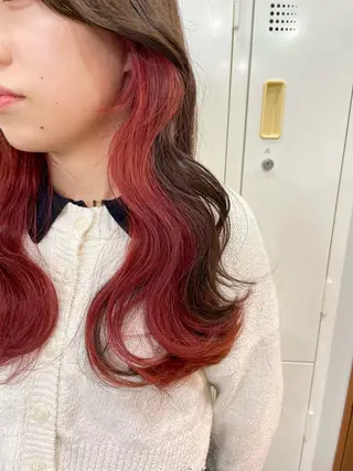 セミロング 横山 奈央のヘアスタイル