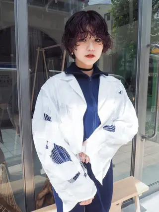 ショート カラー パーマ 岡田 祐樹のヘアスタイル