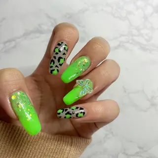 ネイル FELICE ﾌｪﾘｰﾁｪのネイルデザイン